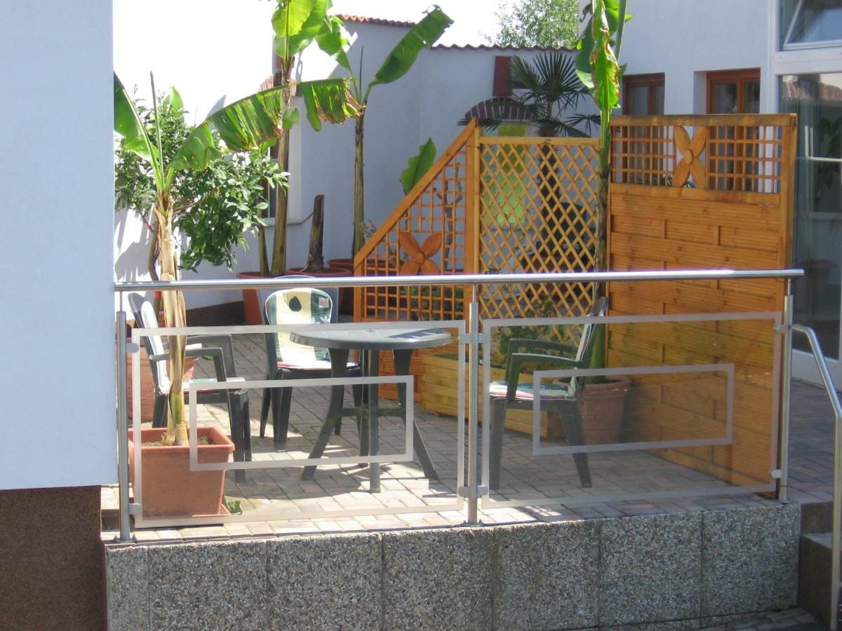 S' Kellerstoeckl Apartman Fehring Kültér fotó
